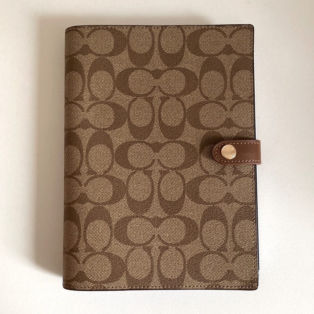 NWT Coach Signature Notebook in Khaki